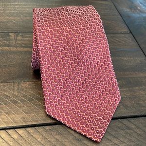 Men’s vintage Hart Schaffner Marx silk tie.